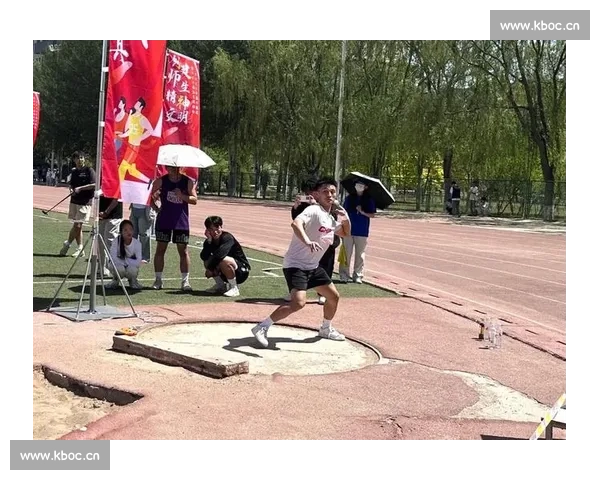 拼尽全力超越自我在比赛中展现坚定信念与不懈努力